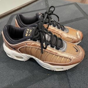 Nike Air Max Tailwind sneakers